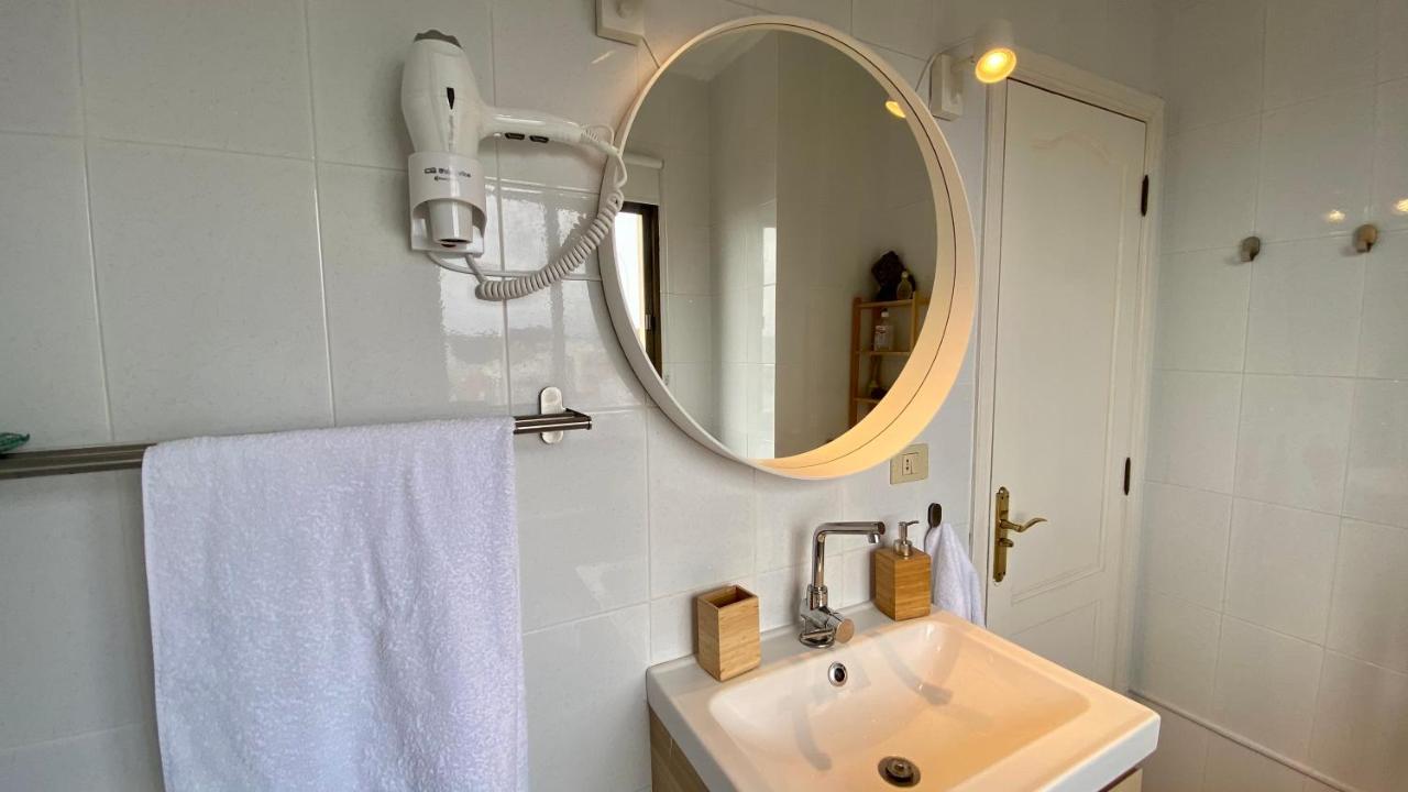 Apt Con Piscina Playa Roja, La Restinga Luaran gambar